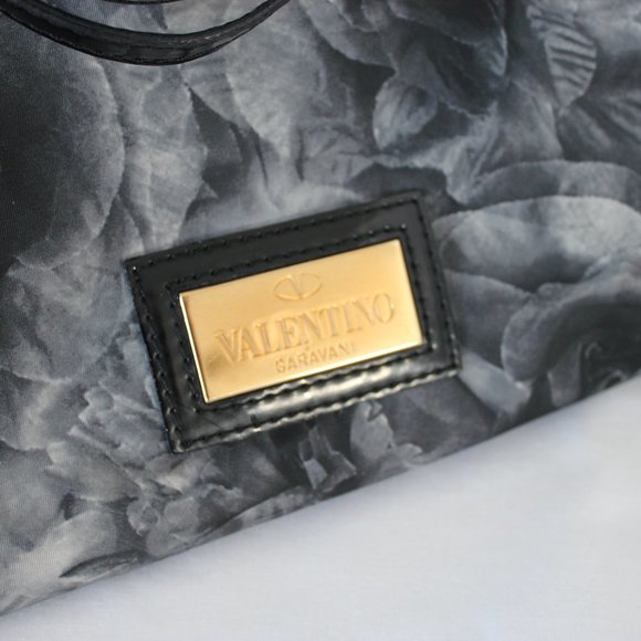 Valentino Garavani Nylon Small Tote Bag - Picture 2 of 15